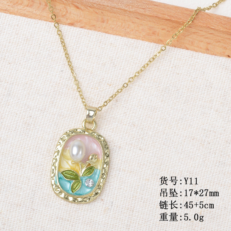 Wholesale retro oil painting style baroque pearl flower alloy necklace